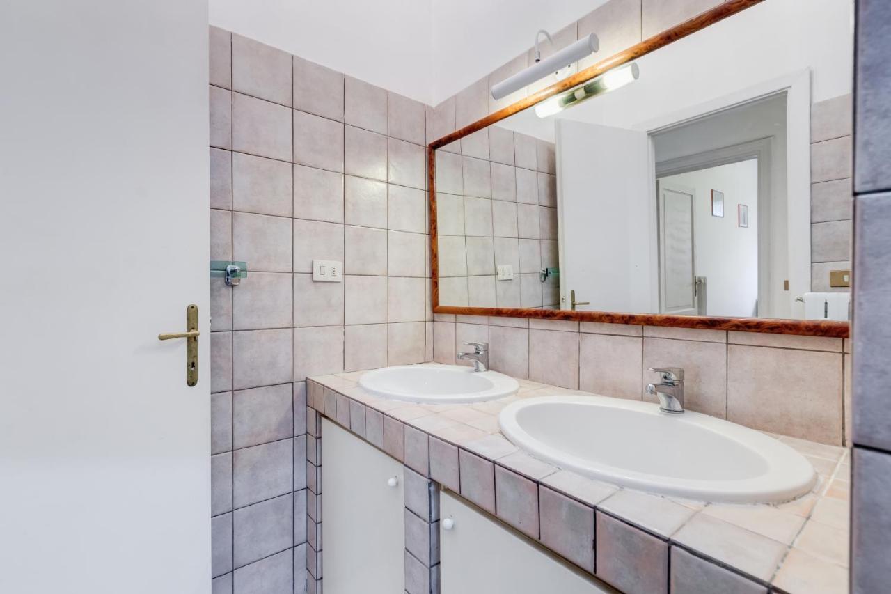 Stanze Con Bagno Privato, Wi-fi, Vicino Al Vaticano Homestay